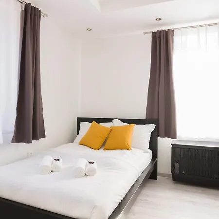 Stílusos Ingyenes Parkolással Apartman Debrecen
