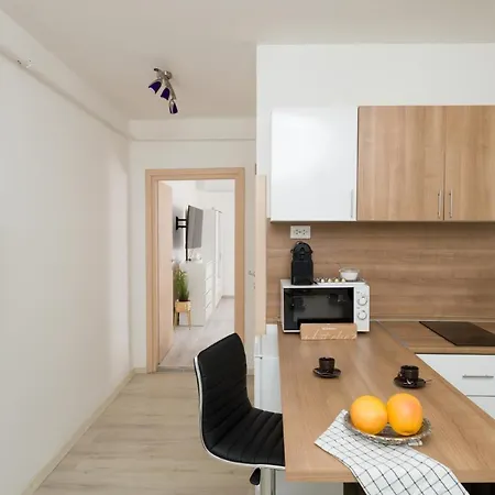 Stilusos Lakas Ingyenes Parkolassal Apartment Debrecen